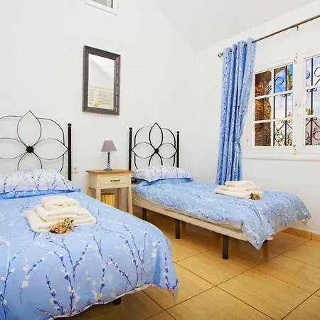 Villa Adsey *